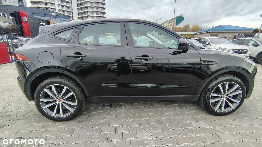 Jaguar E-Pace 2.0 i4D AWD - 8