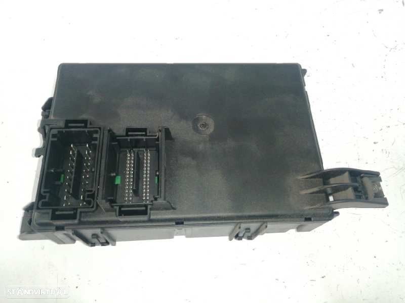 CAIXA RELÉS / FUSÍVEIS OPEL CORSA D 2008 - 2