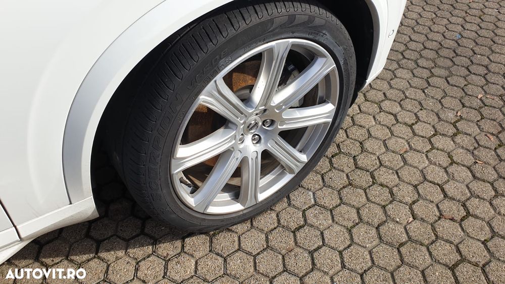 Volvo XC 90 T8 Twin Engine AWD Inscription - 17