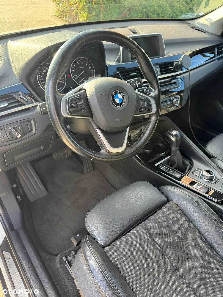 BMW X1 xDrive20i xLine - 12