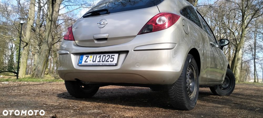 Opel Corsa 1.2 16V Enjoy - 17