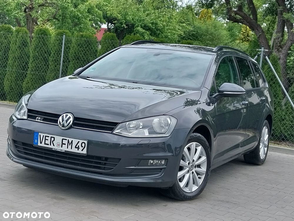 Volkswagen Golf 1.6 TDI DPF Highline - 9