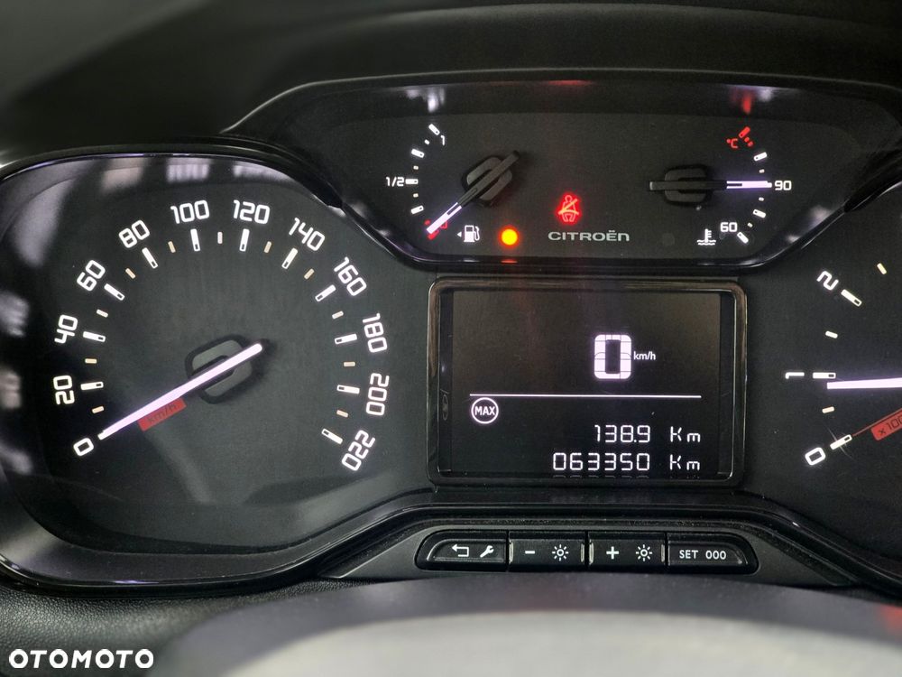 Citroën C3 Pure Tech 82 SHINE - 26