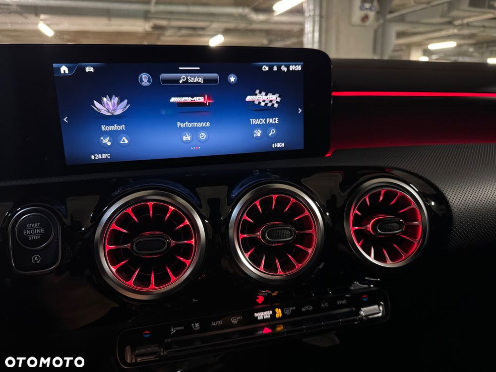 Mercedes-Benz CLA AMG 45 S 4-Matic+ 8G-DCT - 30