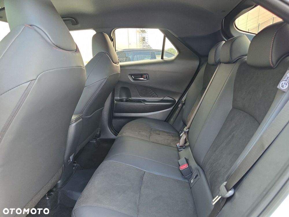 Toyota C-HR 2.0 PHEV Dynamic Force GR Sport - 13