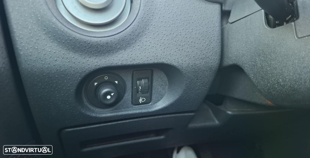 Citroën C3 1.4 HDi Exclusive - 16