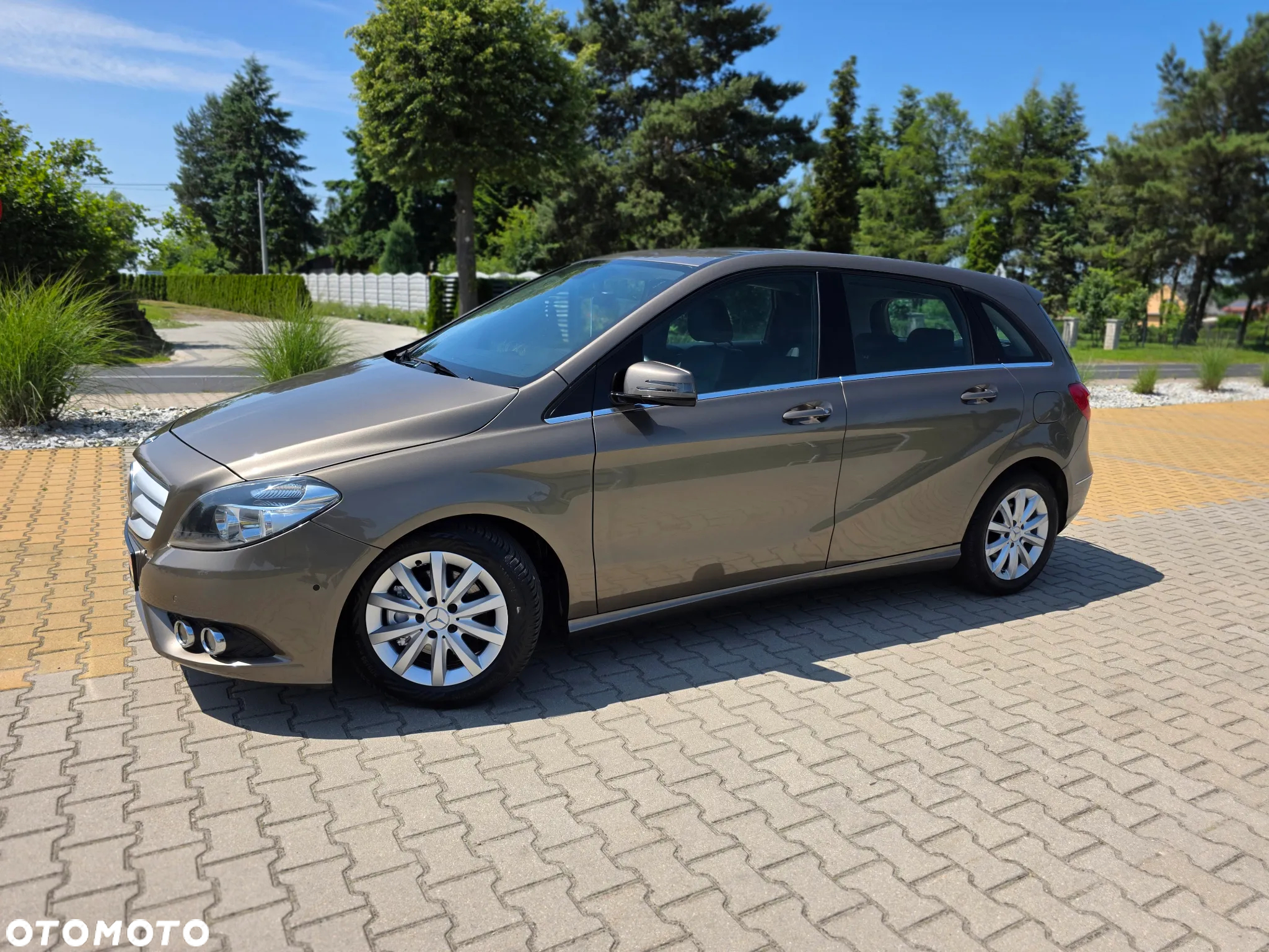 Mercedes-Benz Klasa B 200 CDI (BlueEFFICIENCY) 7G-DCT - 2