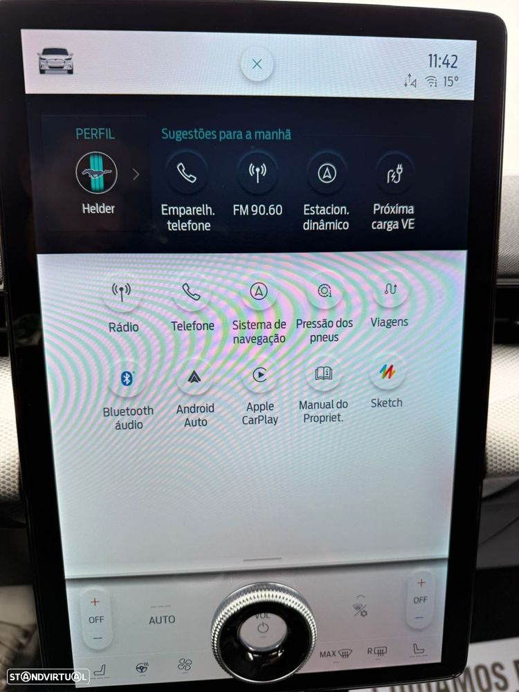 Ford Mustang Mach-E Standard - 40