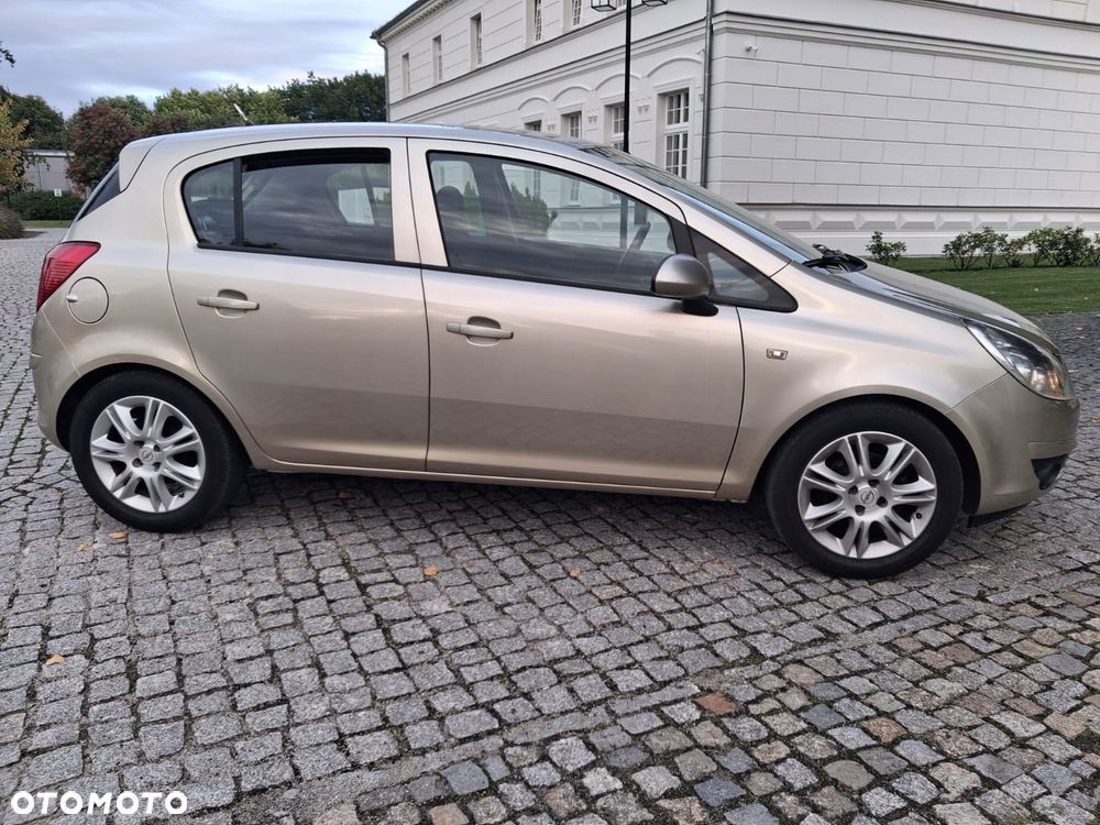 Opel Corsa - 31