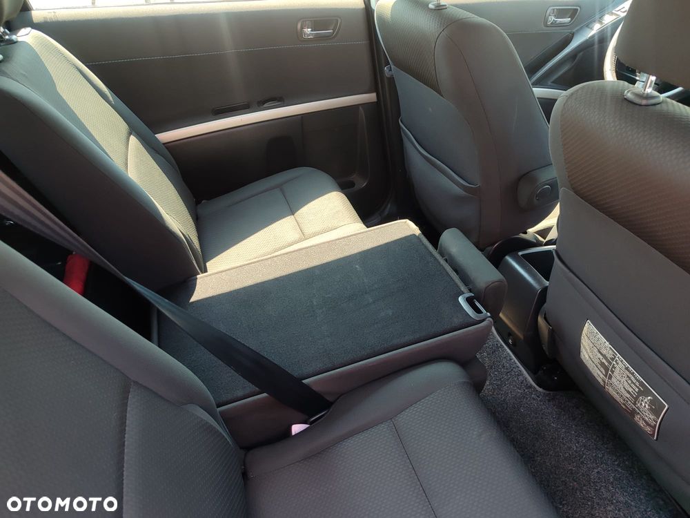 Toyota Corolla Verso - 27