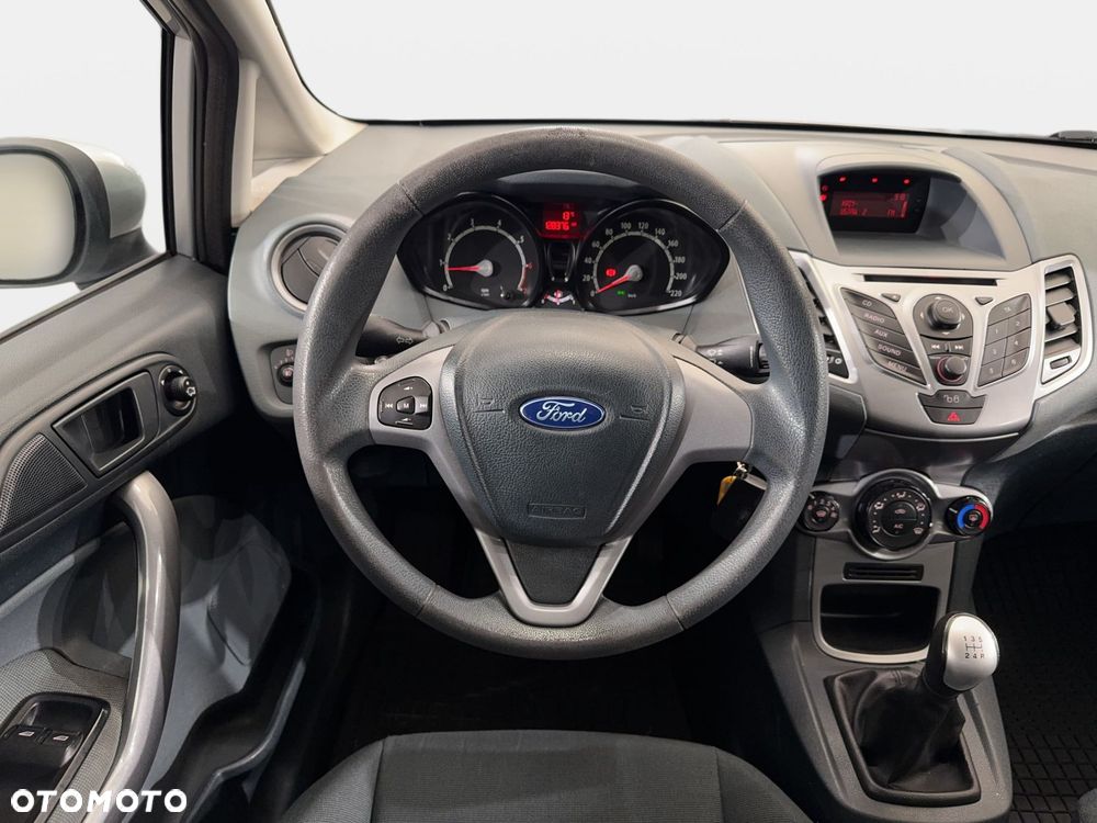 Ford Fiesta - 14