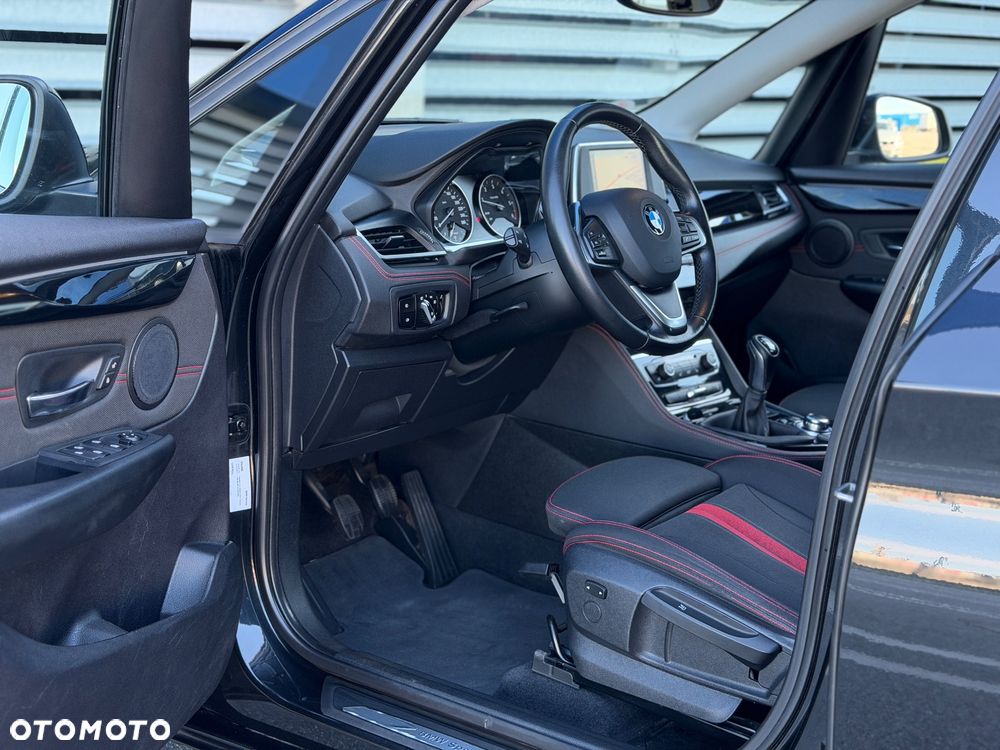 BMW Seria 2 218d Sport Line - 9