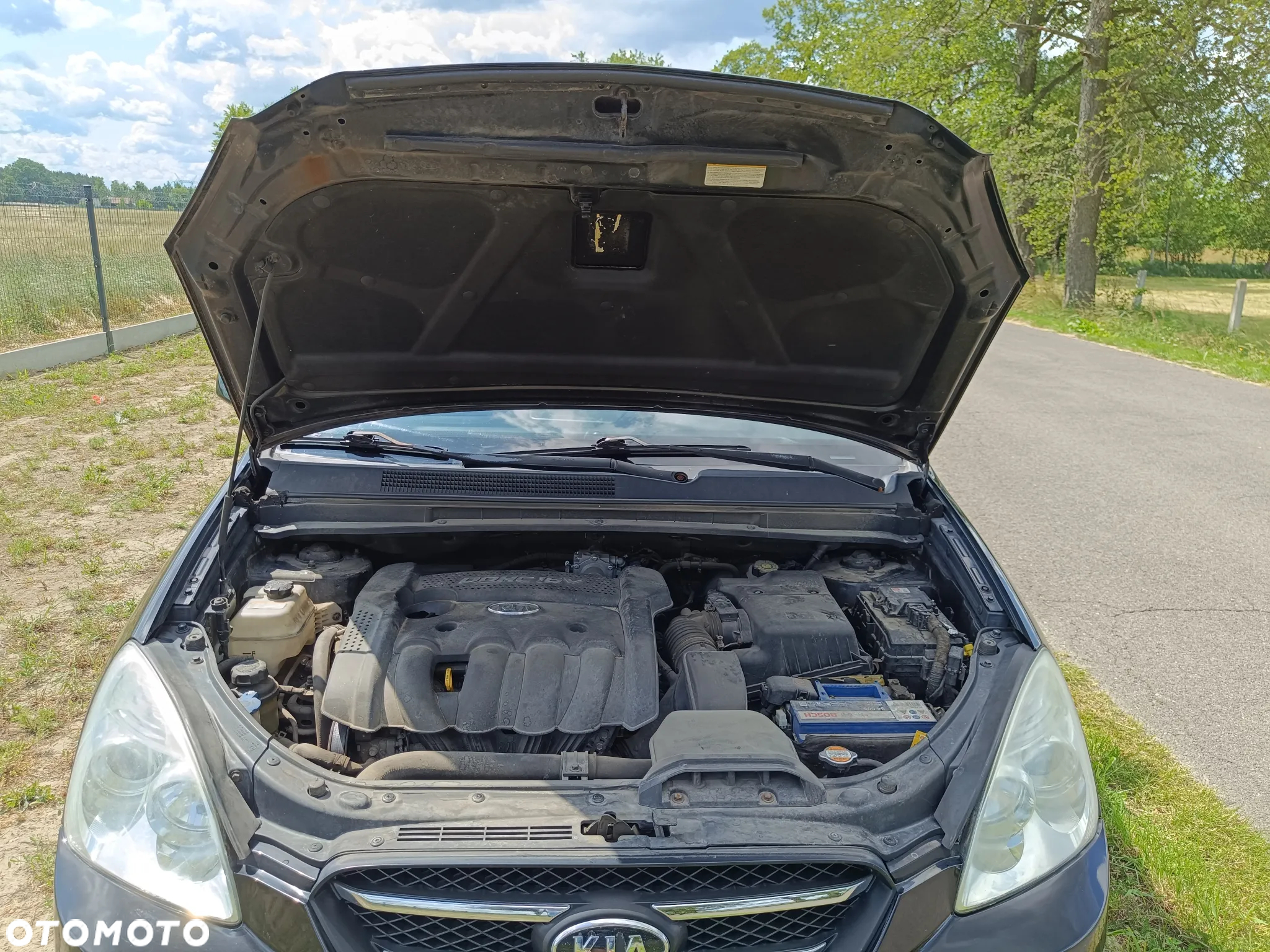 Kia Carens - 17