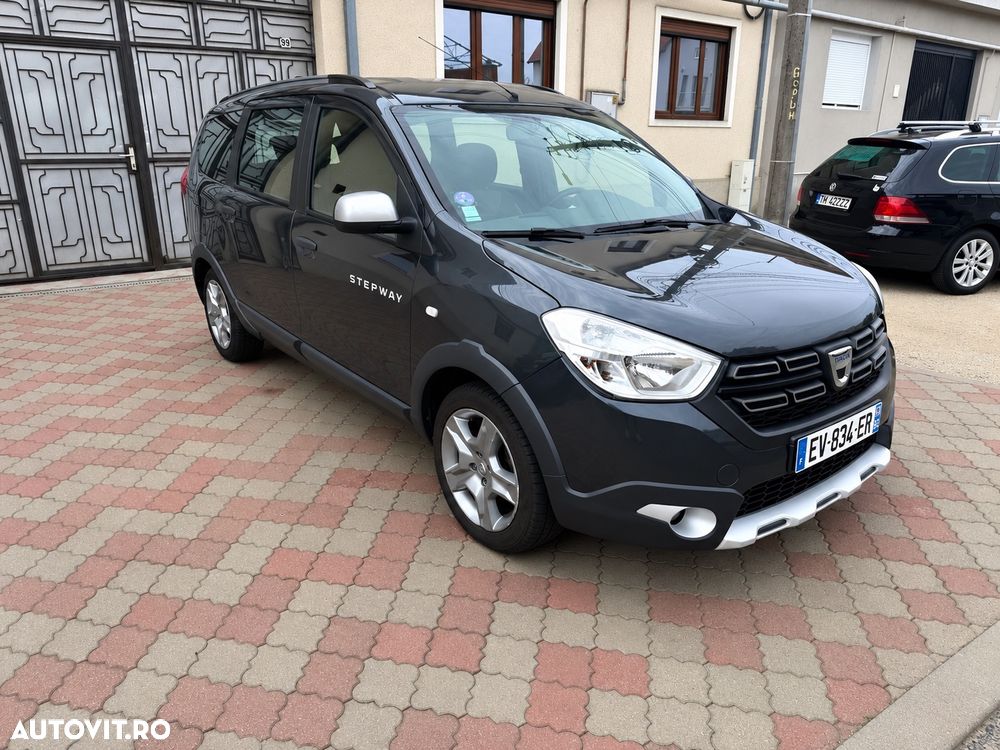 Dacia Lodgy 1.2 TCe 115 CP Stepway - 1