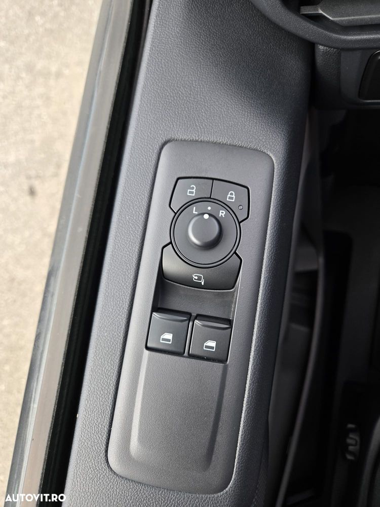 Ford Transit - 11
