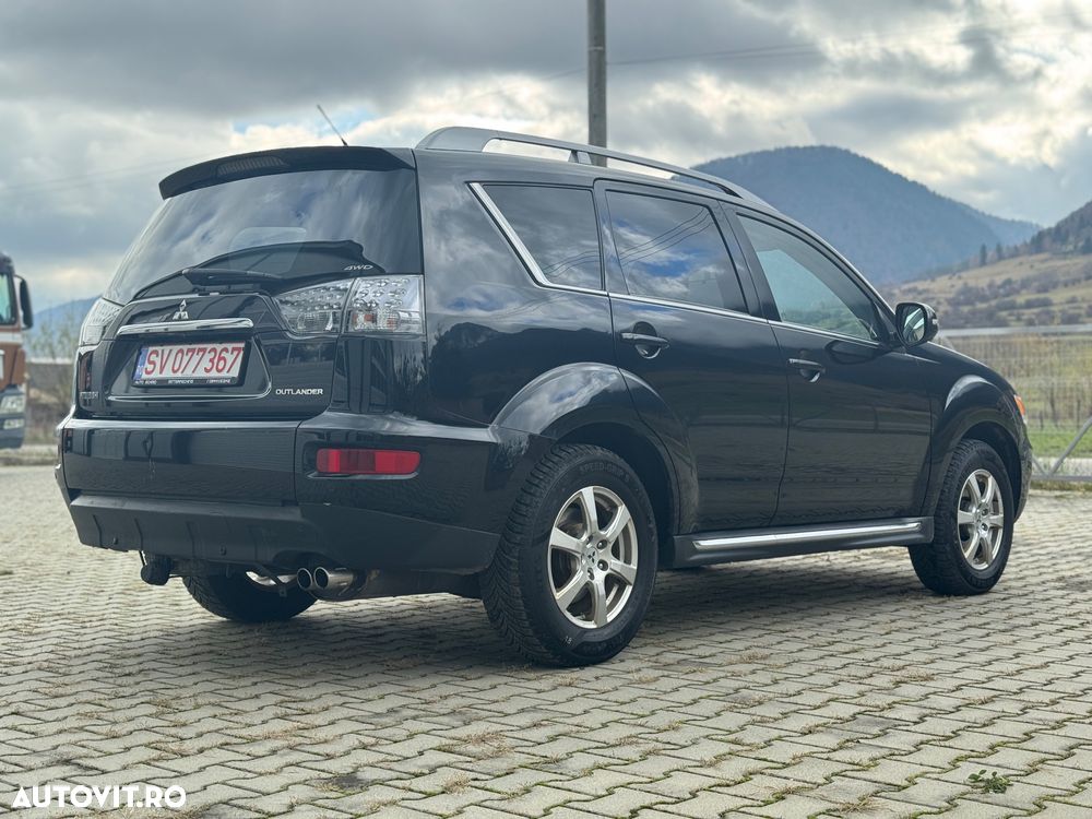 Mitsubishi Outlander 2.2 DI-D 4WD TC-SST Motion - 9