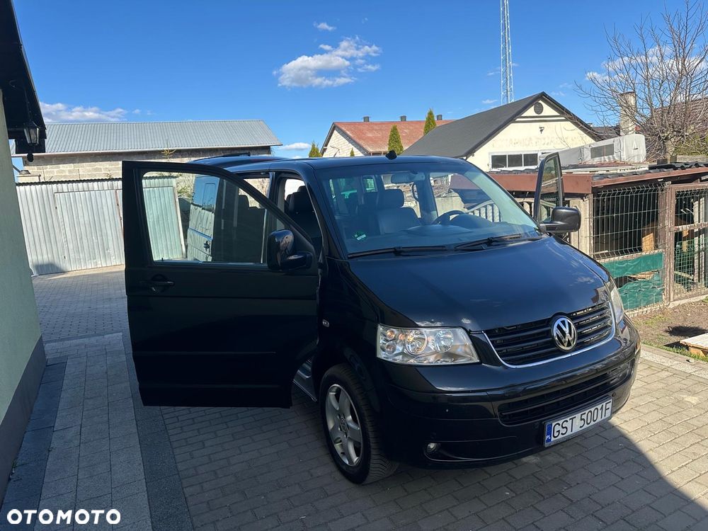 Volkswagen Multivan - 15