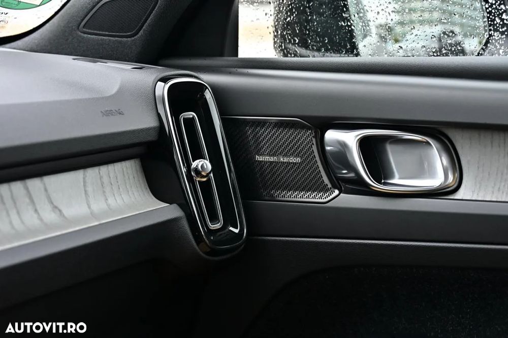 Volvo XC 40 T5 AWD Geartronic Inscription - 25