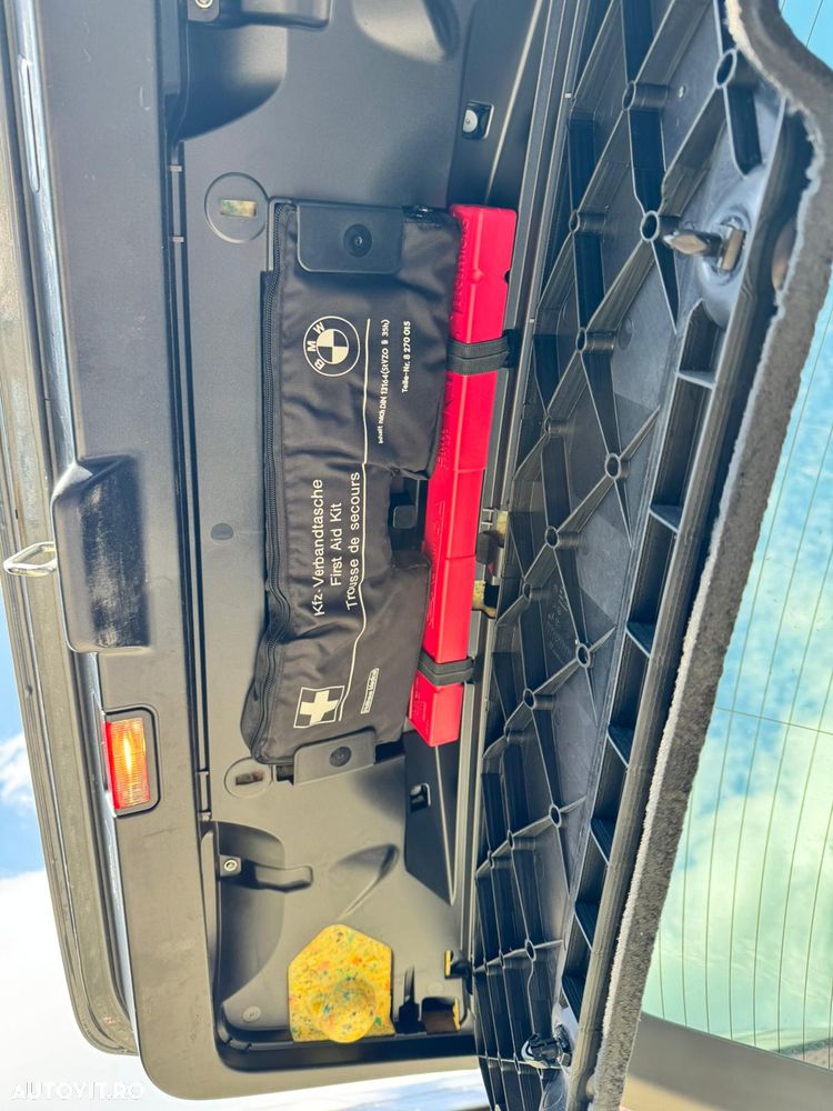 BMW Seria 5 520d xDrive AT - 10