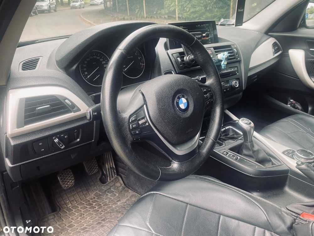 BMW Seria 1 118i - 7