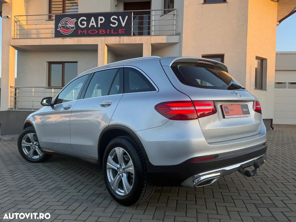 Mercedes-Benz GLC 220 d 4MATIC 9G-TRONIC - 4
