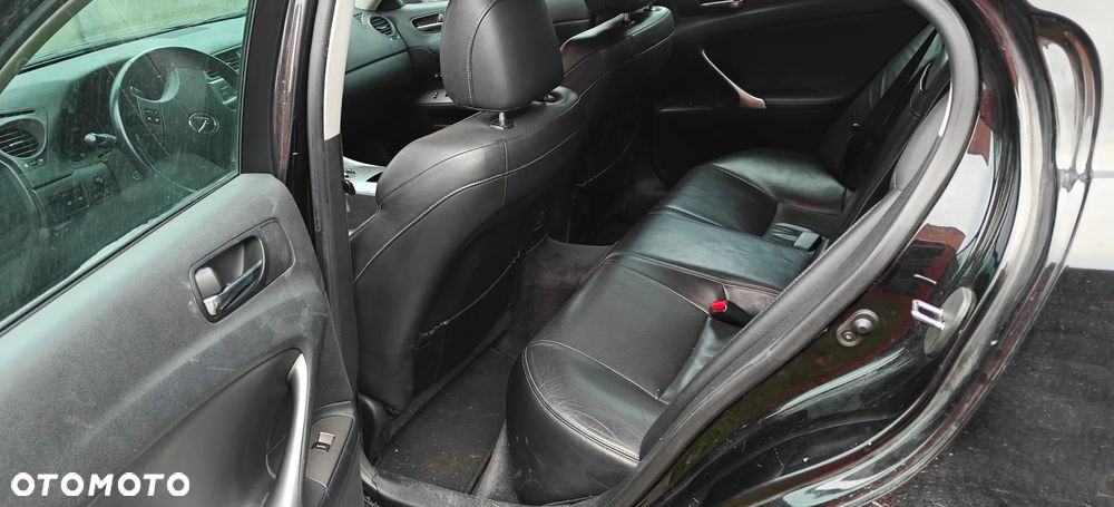 Lexus IS 250 Prestige - 9