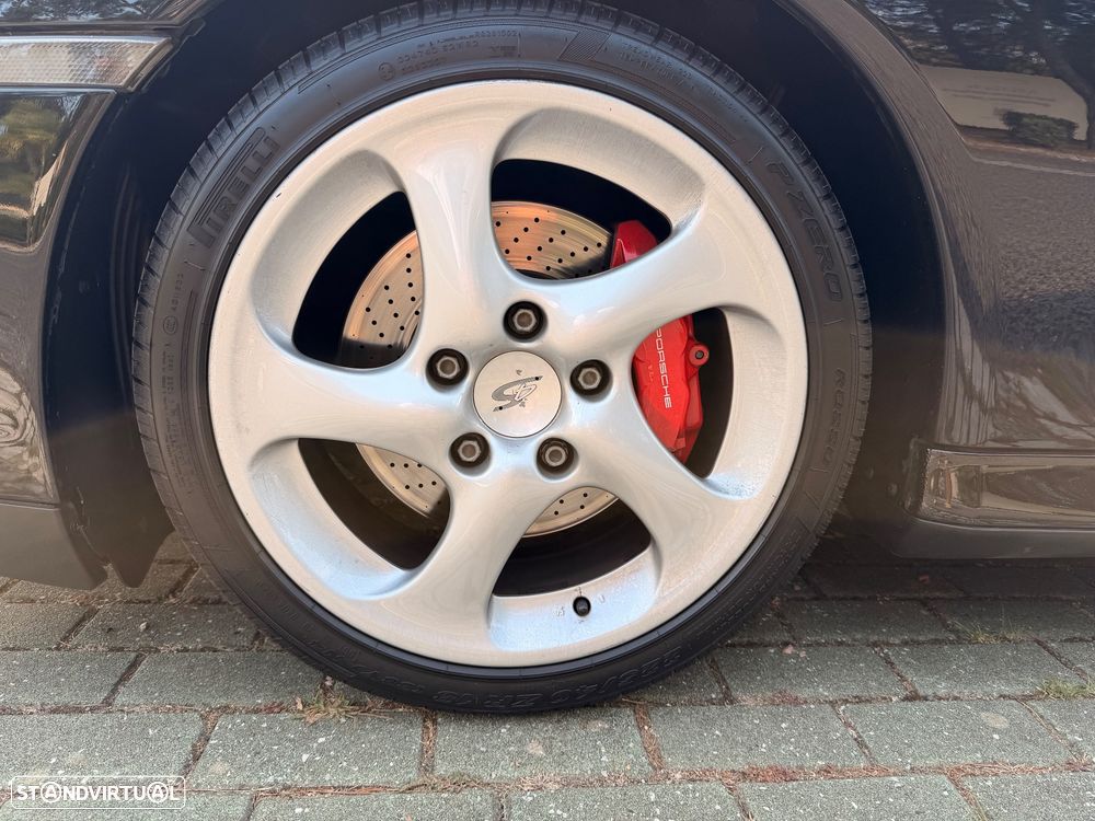 Porsche 911 (996) - 9
