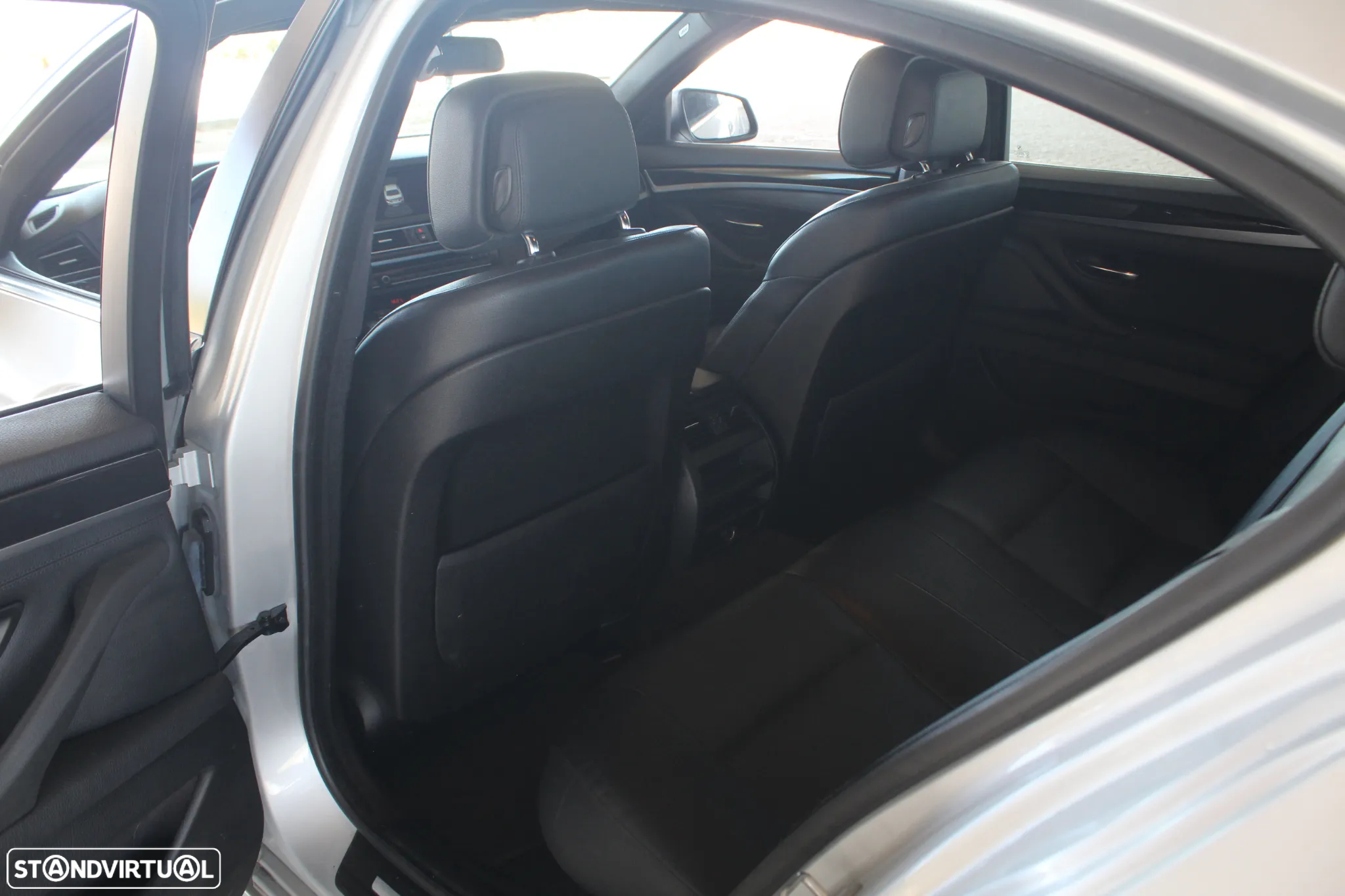 BMW 520 d Line Luxury - 35