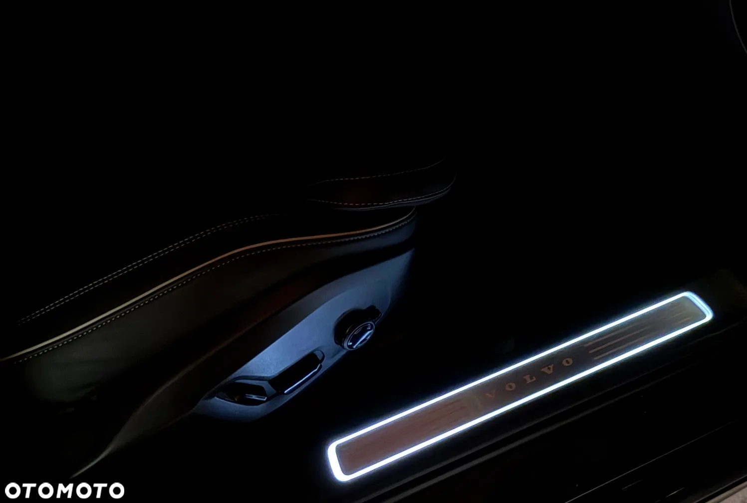 Volvo V90 B4 D Plus Dark - 26