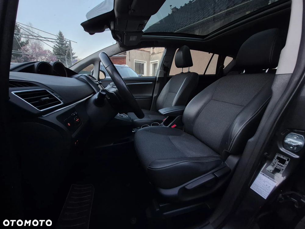Toyota Verso 1.8 Prestige EU5 MS - 8
