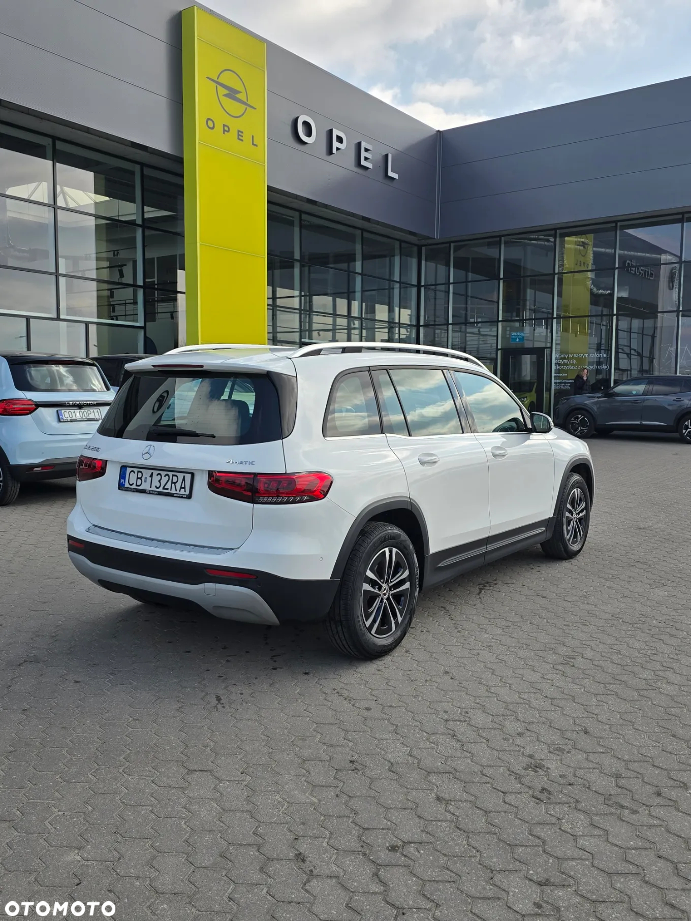 Mercedes-Benz GLB 200 Style 7G-DCT - 3