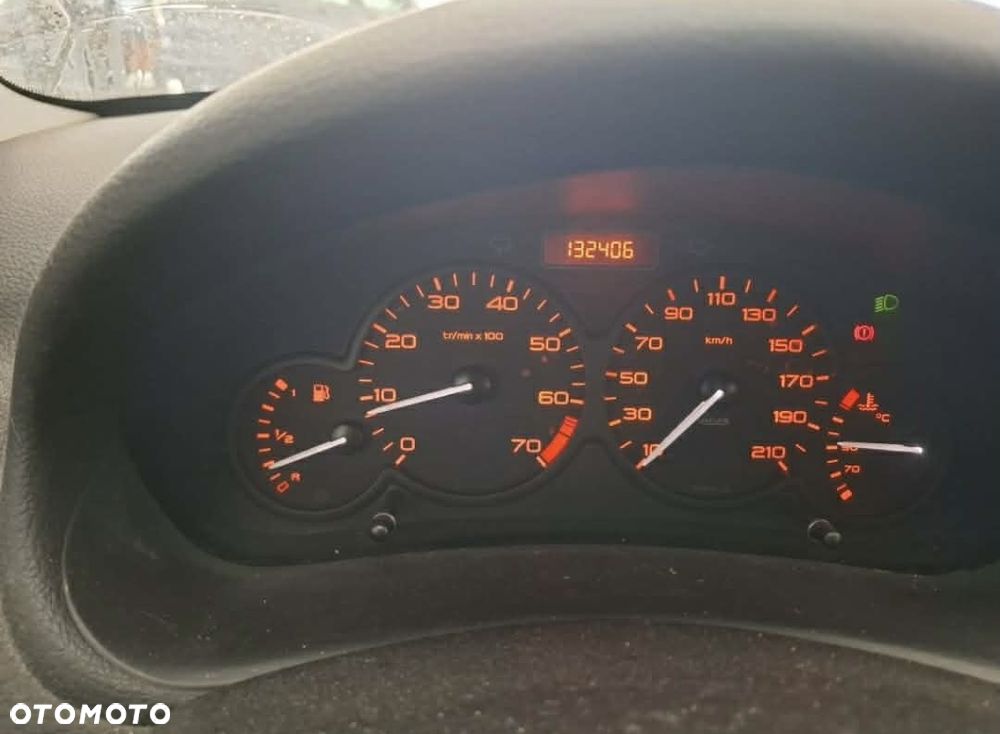 Peugeot 206 - 2