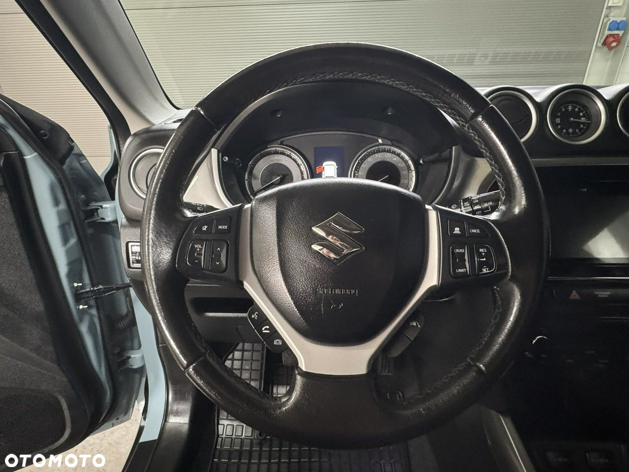 Suzuki Vitara - 30