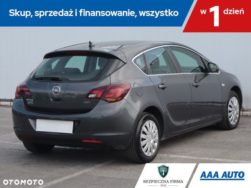 Opel Astra - 7