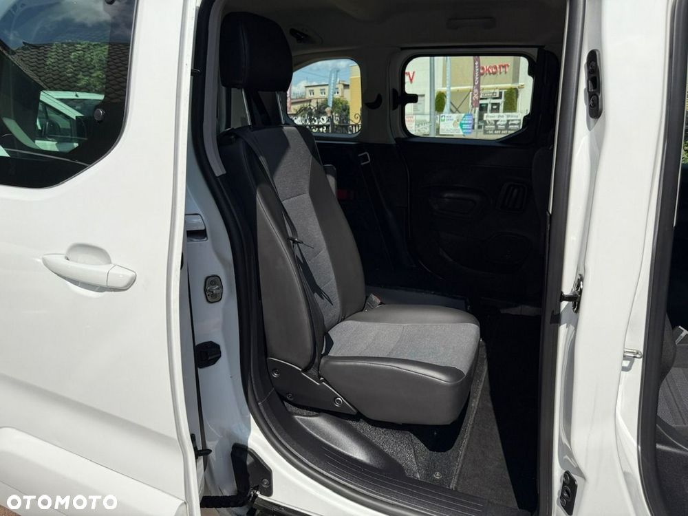 Opel Combo - 25