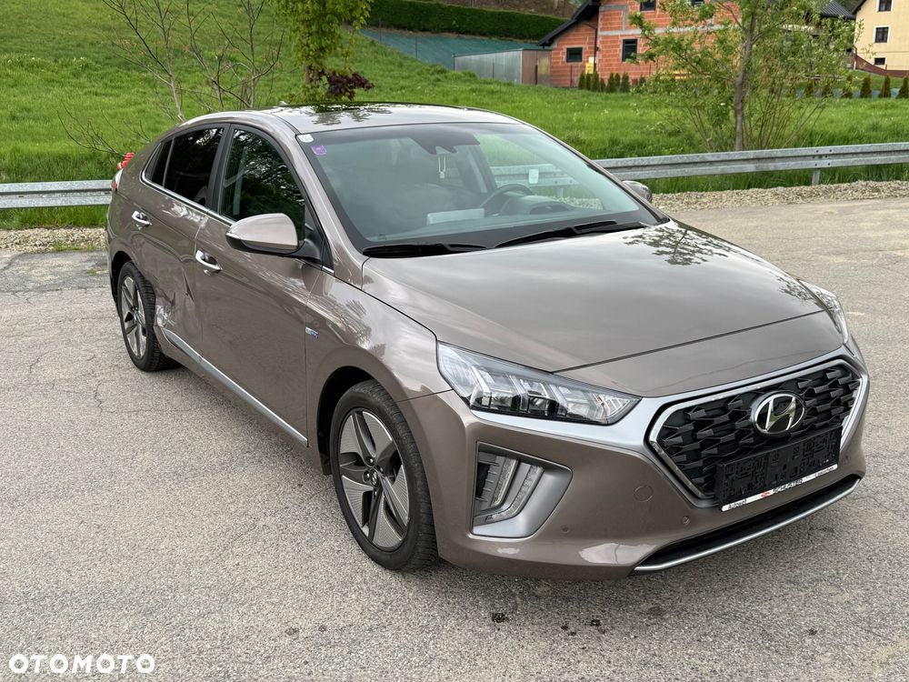 Hyundai IONIQ 1.6 GDI Premium - 3