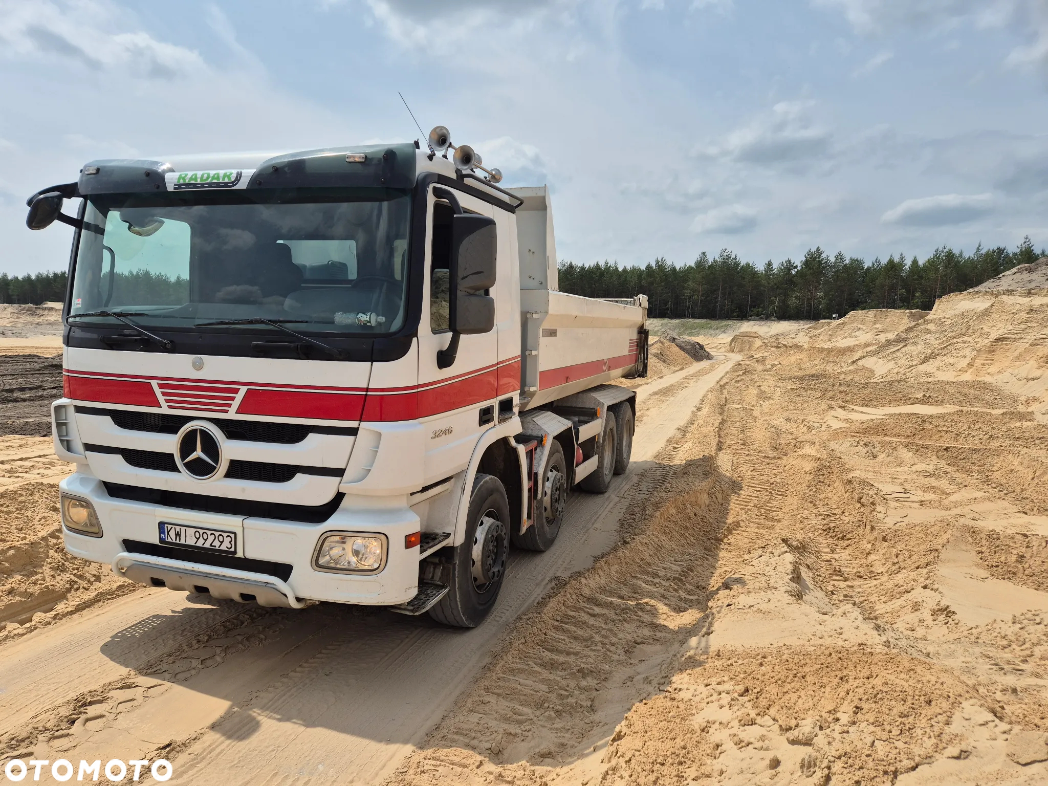 Mercedes-Benz Actros 3246 - 3