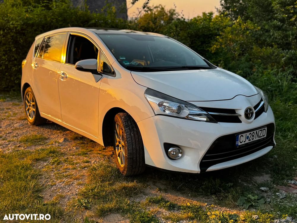 Toyota Verso 1.8 Valvematic Multidrive S Luna - 1
