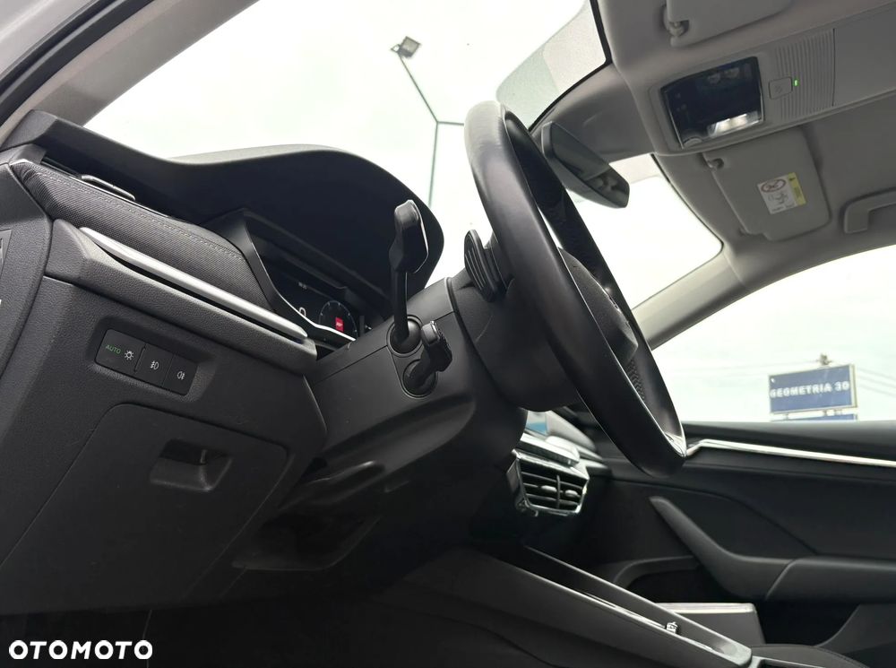 Skoda Octavia 2.0 TDI Style DSG - 12