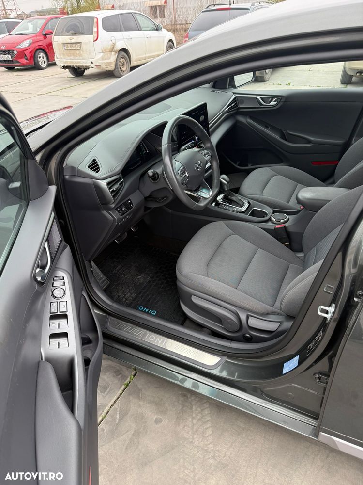 Hyundai IONIQ 1.6 141CP Exclusive - 21