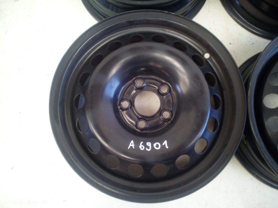 Felgi 5x100 15 Vw Polo 2G 2Q0601027 (A6901) - 4
