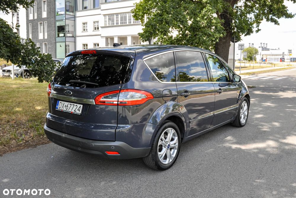 Ford S-Max 2.0 TDCi DPF Titanium - 4