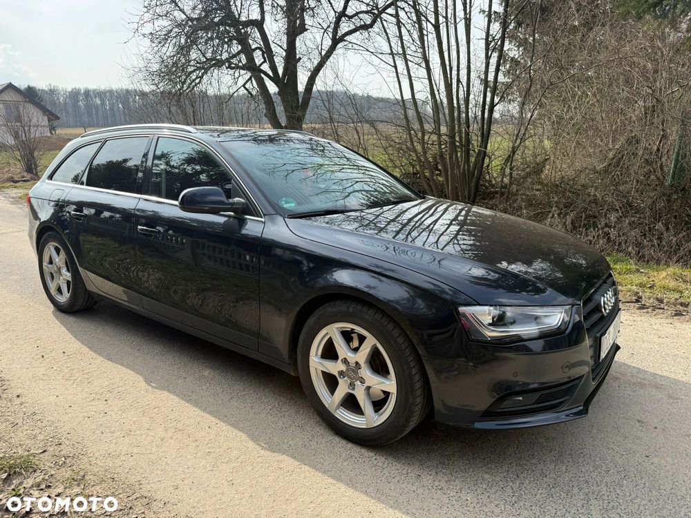 Audi A4 Avant 2.0 TDI DPF Ambiente - 5