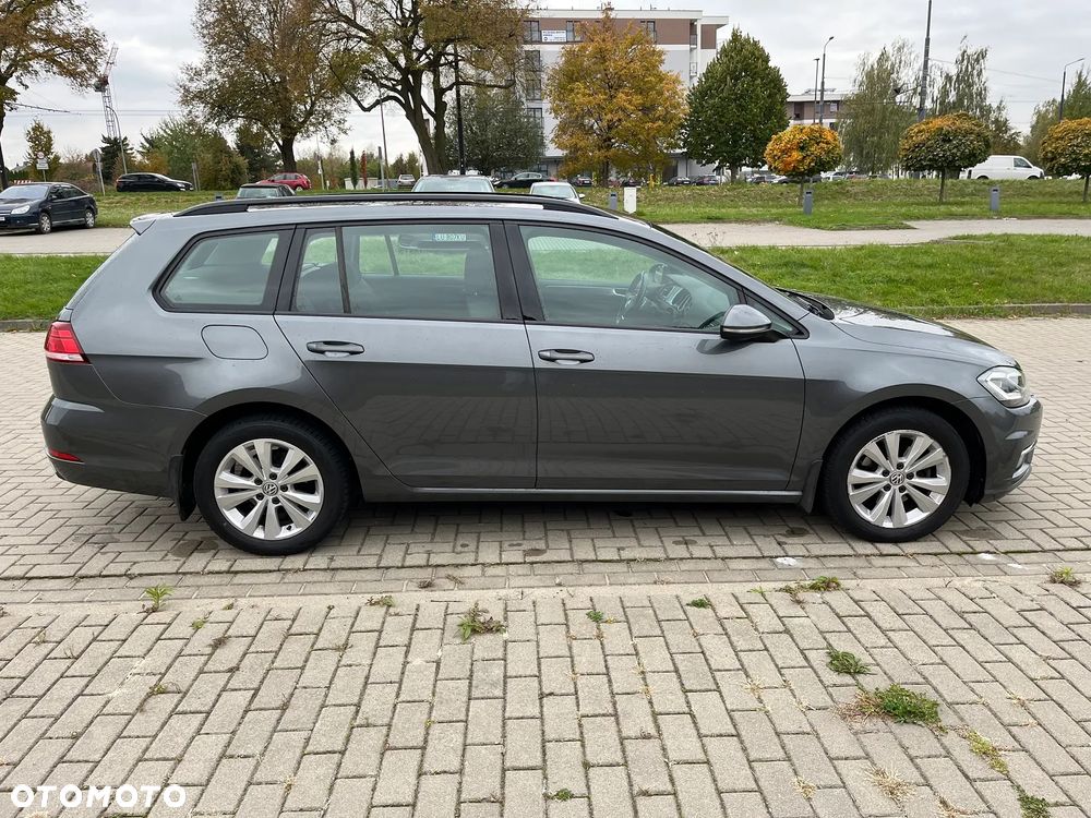 Volkswagen Golf 1.6 TDI BMT Comfortline - 5