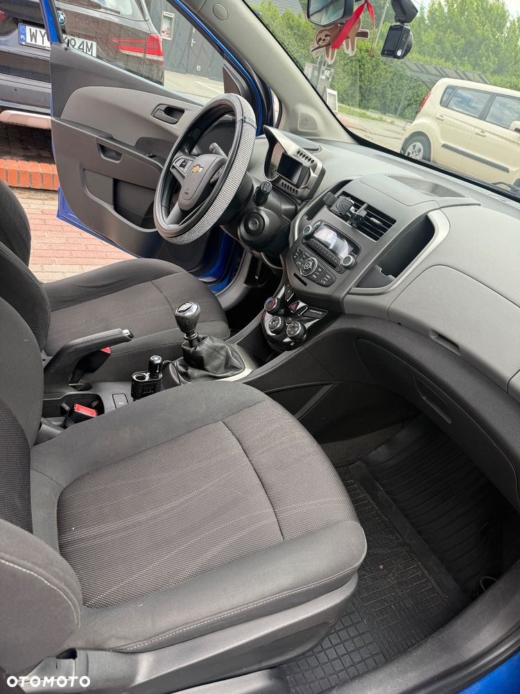 Chevrolet Aveo 1.2 LT - 9