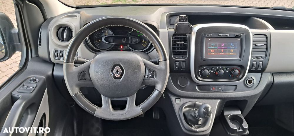 Renault Trafic - 11
