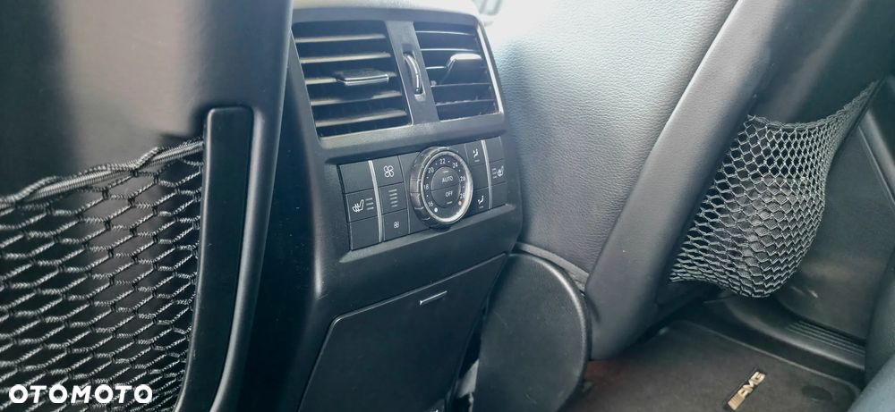 Mercedes-Benz GLE 500 4-Matic 9G-TRONIC - 25
