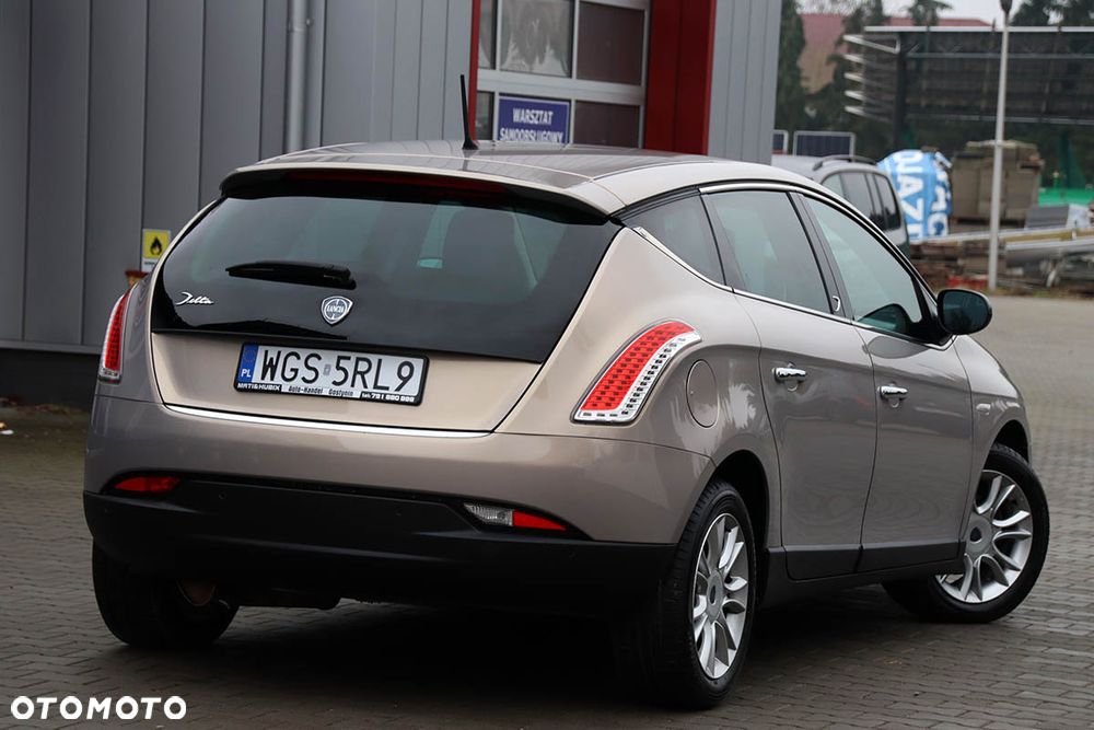 Lancia Delta 1.4 T-Jet 16v Argento - 4