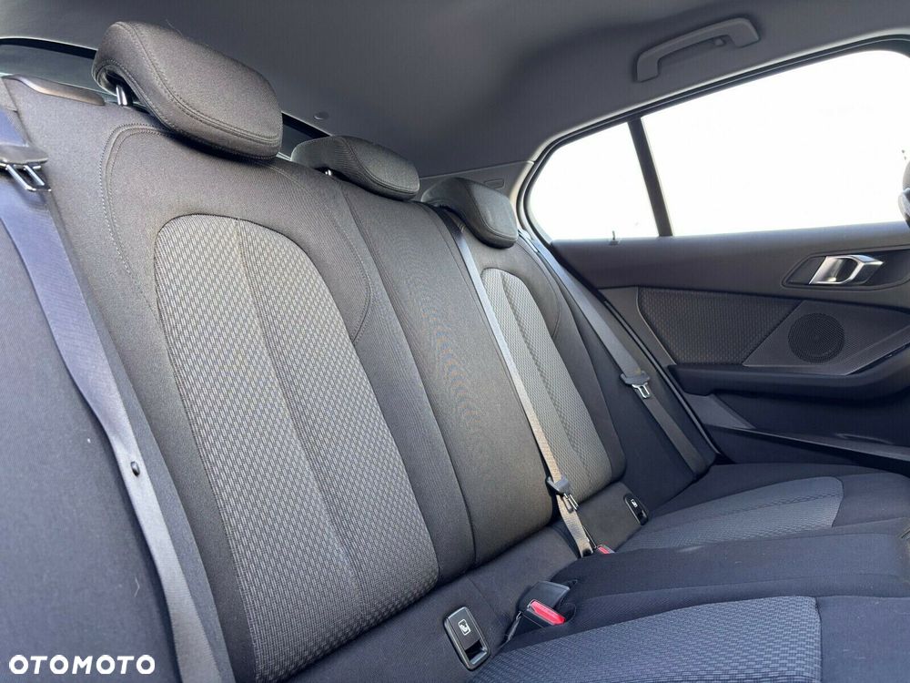 BMW Seria 1 - 13