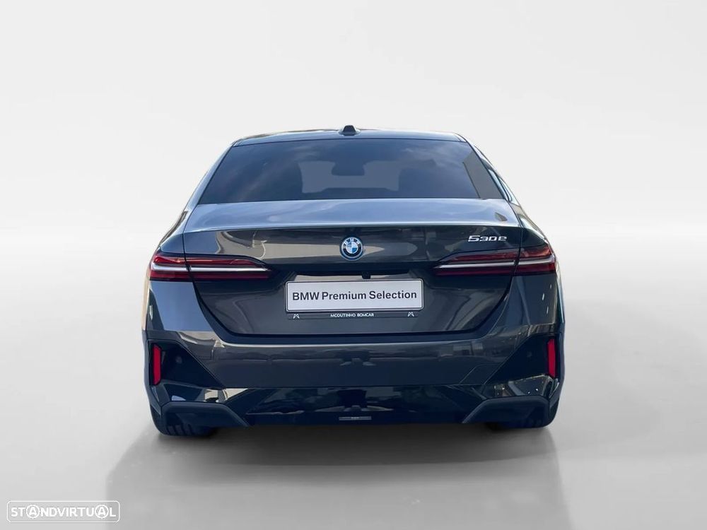 BMW 530 e - 5